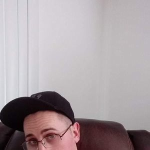 Meet your Posher, Harley